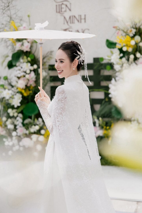 Chồng sắp cưới của Hương Liên là ai?