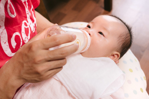 Sức khỏe trẻ em và vi nhựa