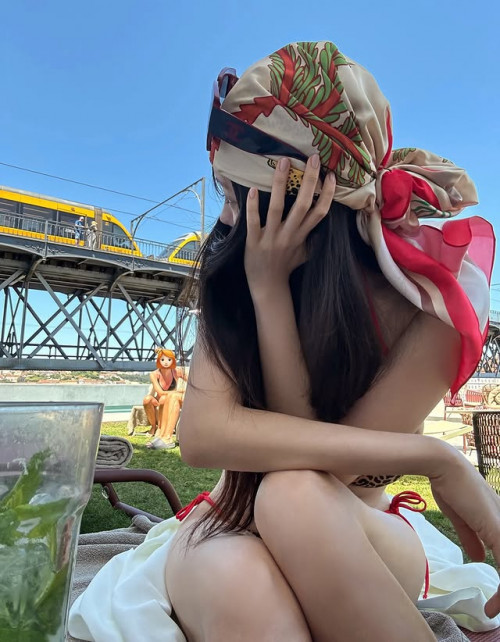 Hyomin (T-ara) xả ảnh bikini 