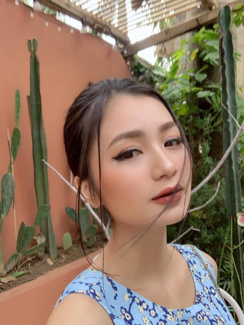 Diễu Hương trong không gian gia đình