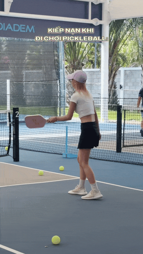 Cả showbiz Việt bận chơi pickleball!