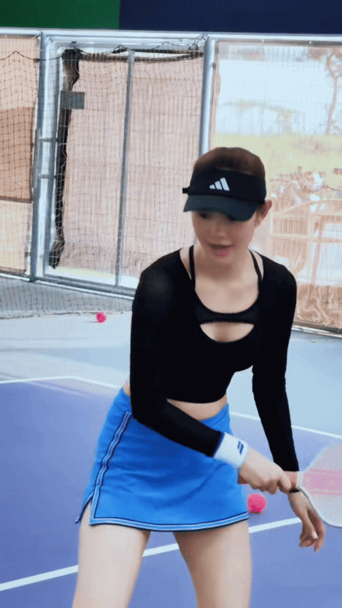Cả showbiz Việt bận chơi pickleball!