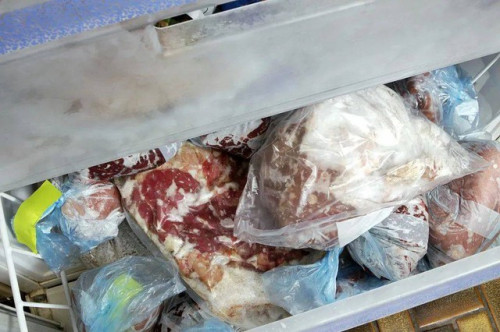 Người đàn ông hôn mê 7 ngày sau khi ăn 1 thực phẩm trong tủ lạnh