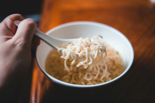 Mì trắng