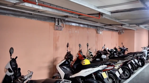 Ảnh ngập nước tại sân bay Tân Sơn Nhất