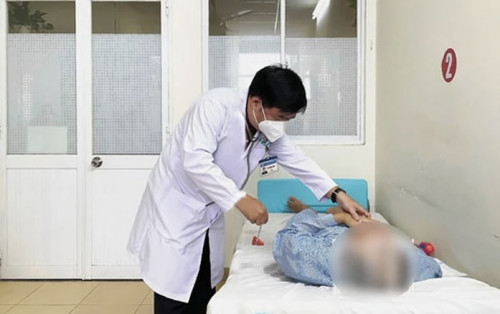 Chàng trai 23 tuổi bị đột quỵ