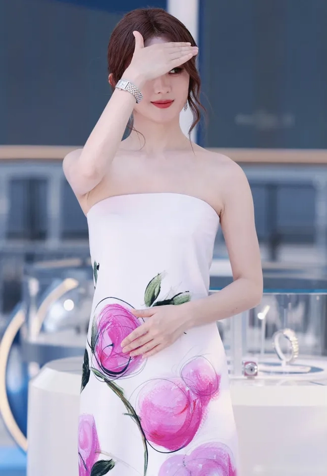 Triệu Lệ Dĩnh bị chê - Ảnh 4.