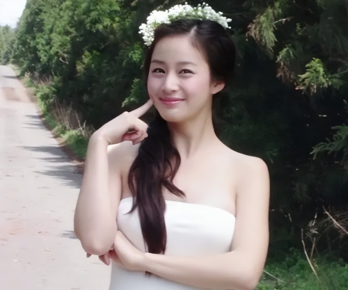Kim Tae Hee tại sự kiện