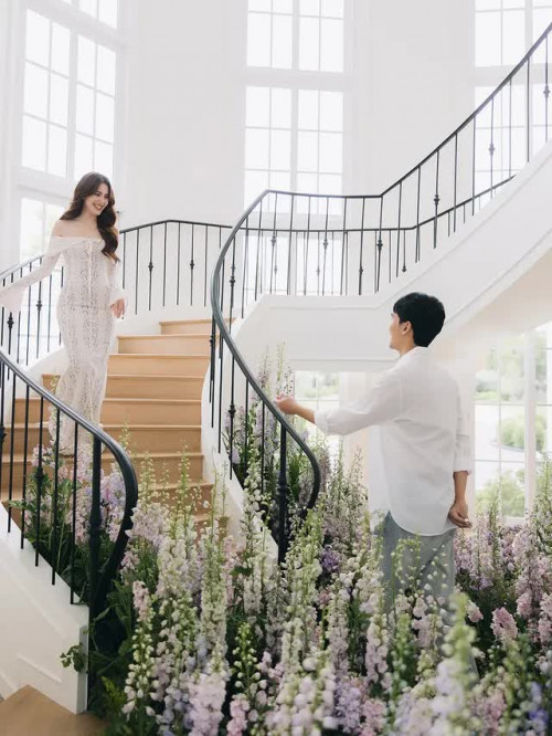 Mai Davika xinh đẹp trong đám cưới