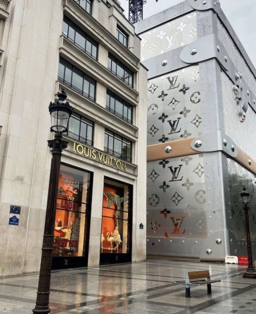 Khách sạn Louis Vuitton