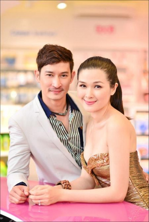Mạc Anh Thư chia sẻ trên sóng livestream cả hai 'không có gì sâu xa'