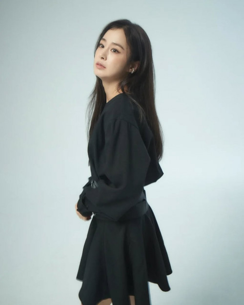 Kim Tae Hee chia sẻ về tuổi tác