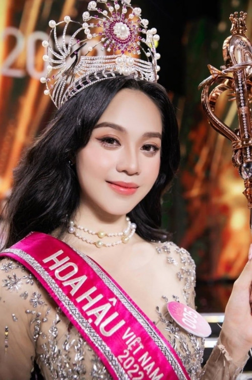 Thanh Thủy đăng quang Hoa hậu Quốc tế 2024