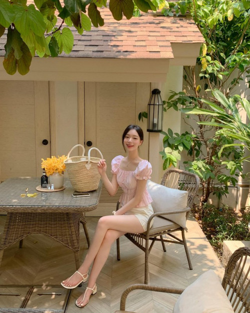 Bộ trang phục 5.