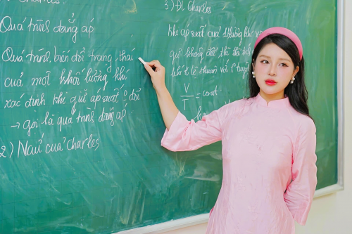 Luật Giáo dục chính thức được Quốc hội thông qua.