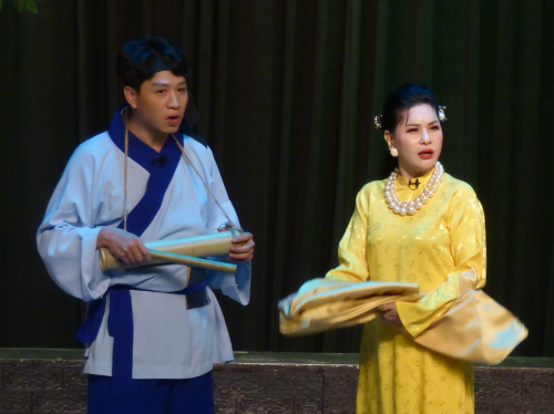 Cát Phương trên sân khấu