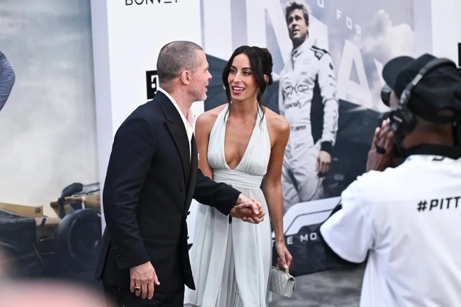 Brad Pitt và Ines de Ramon tại sự kiện