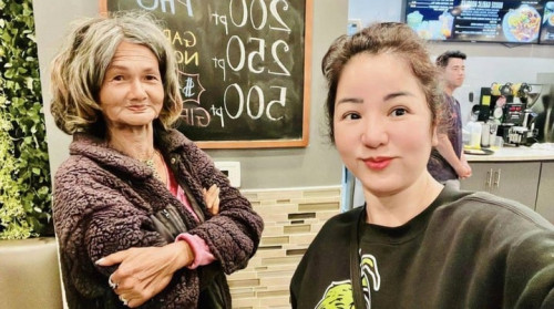 Kim Ngân sau khi được Thúy Nga giúp đỡ