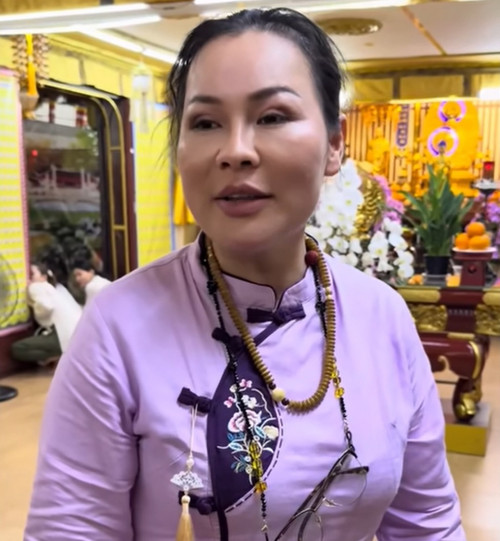 Vợ diễn viên Quý Bình nghẹn ngào: Bình đi, sao bao nhiêu tôi lỗi trút lên hết em vậy!