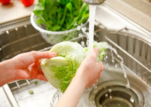 Hướng dẫn cách rửa rau sạch.
