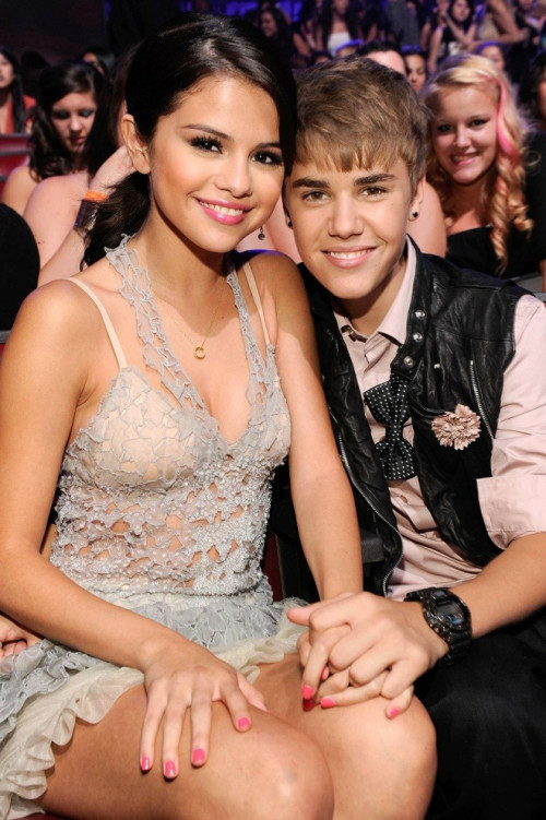 Justin Bieber, Hailey Bieber và Selena Gomez