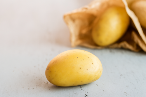 Khoai tây - vua của các loại thực vật, protein và vitamin C dồi dào.