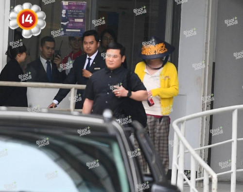 G-Dragon tại sân bay