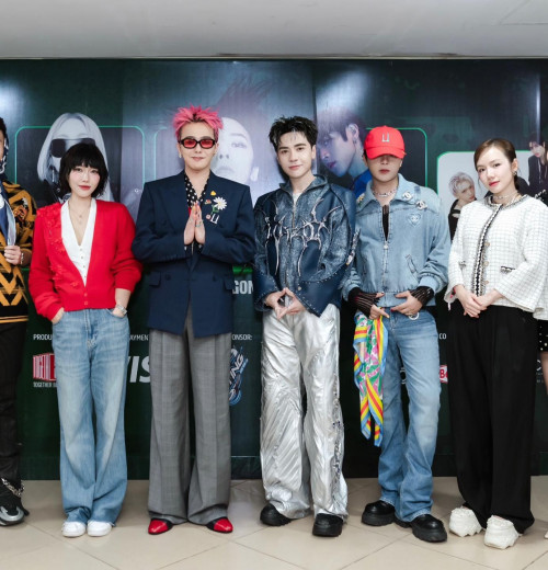 Diệu Nhi “flex” khung ảnh được chụp chung với G-Dragon