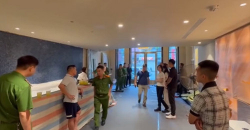 Công an kiểm tra cơ sở vi phạm của đại tượng