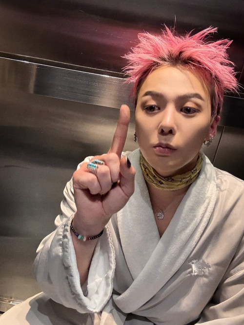 G-Dragon "lúc" Việt Nam thật rội, đang hấn vlog cực tình về đêm mưa hôm ấy!- Ảnh 7.