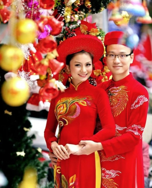 Diệu Hương cùng gia đình