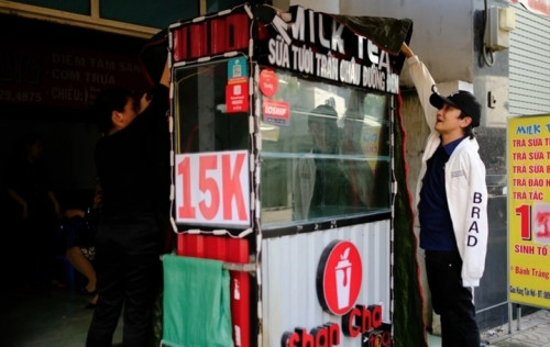 Xe trà sữa giúp Nhật Linh kiếm tiền
