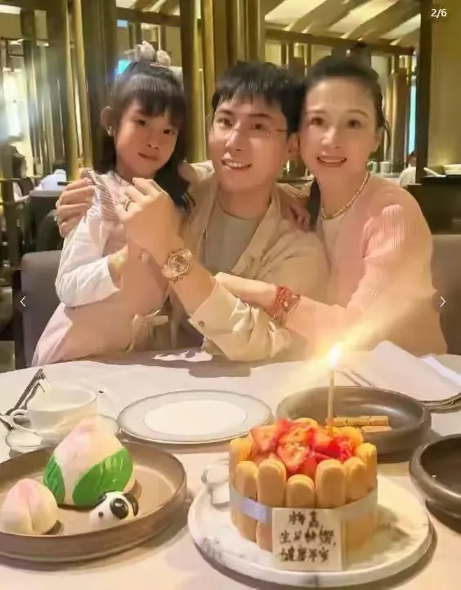 Diễn viên Diệu Gia chụp cùng con trai - Ảnh 3.