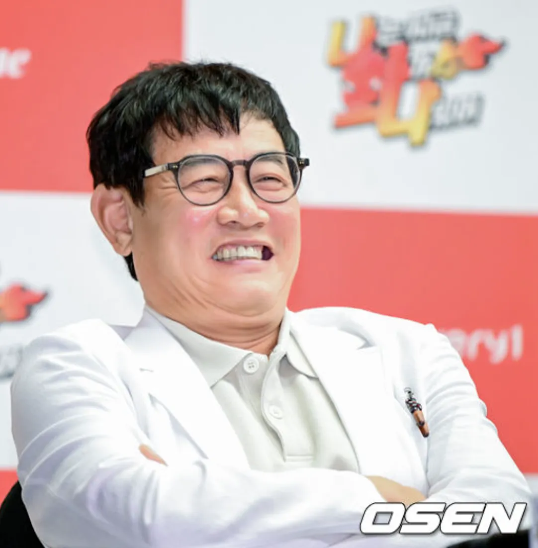 Chân dung Lee Kyung Kyu