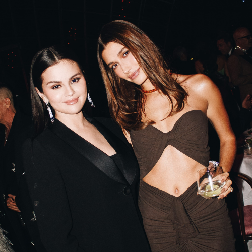 Selena Gomez và Hailey Bieber