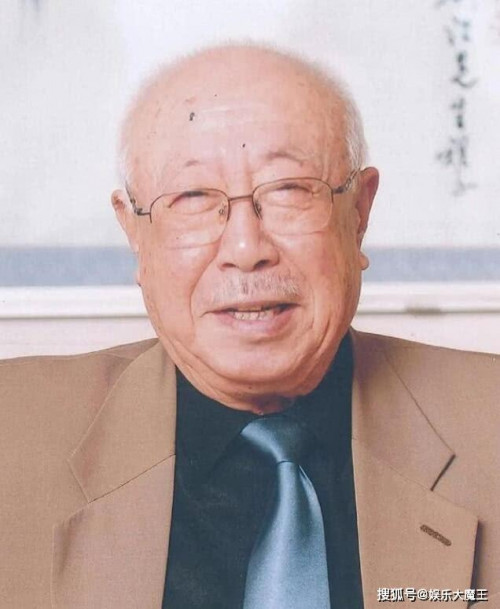 Lưu Giang.