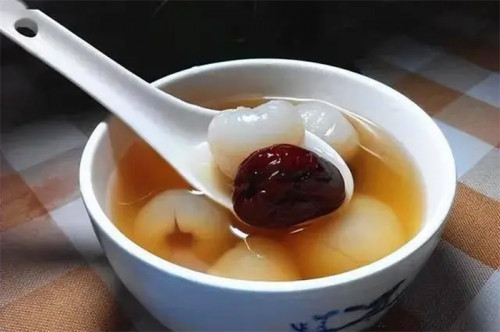Có thể kết hợp với các loại thảo dược như táo đỏ.