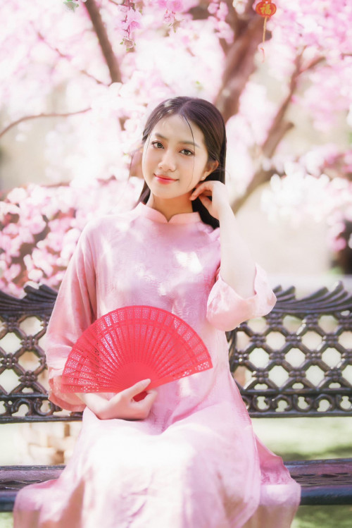 Hà Trúc Linh thể hiện phong cách cá tính