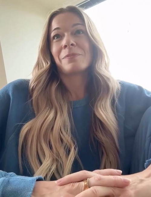 LeAnn Rimes livestream