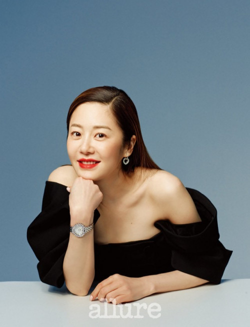 Nàng dâu hảo môn nổi tiếng Go Hyun Jung