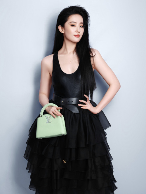 Lưu Diệc Phi tại Bạch Ngọc Lan
