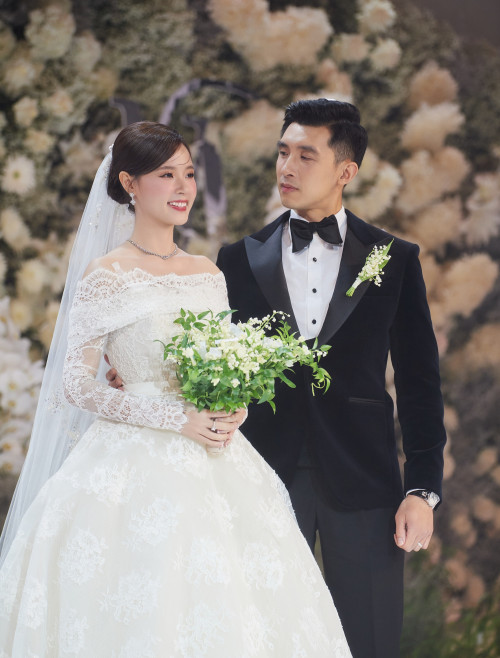 Đám cưới hào môn của Midu và Minh Đạt từng gây bão khắp MXH