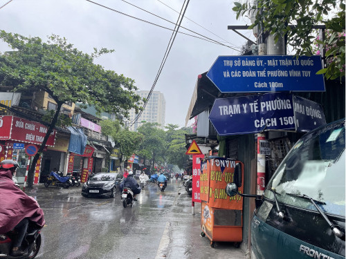 Biển mới tại trụ sở phường xã ở Hà Nội