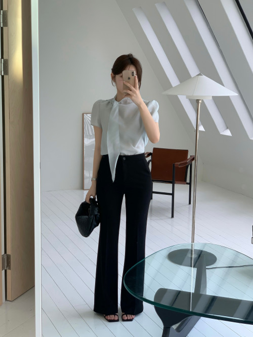 Set đồ tối giản cho công sở - Ảnh 9.