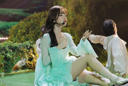 Bích Phương cùng Ngô Lan Hương và Hoàng Duyên