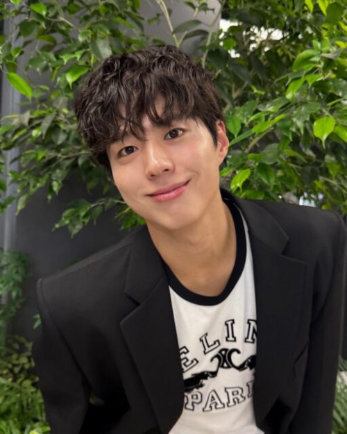 Tính cách thật của Park Bo Gum - Ảnh 1.