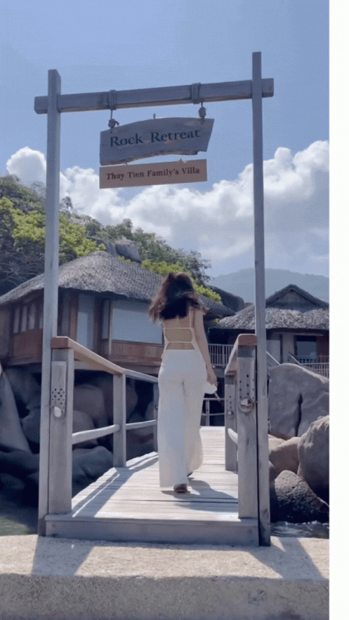 Video Thủy Tiên vui vẻ
