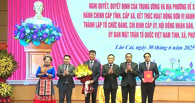 Công bố nhân sự lãnh đạo tỉnh Lào Cai
