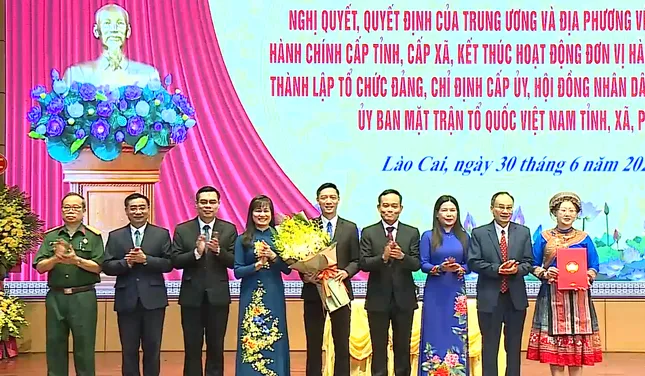 Công bố nhân sự lãnh đạo tỉnh Thái Nguyên