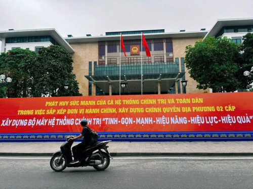 Pa-no chào mừng ngập tràn phố phường Hà Nội